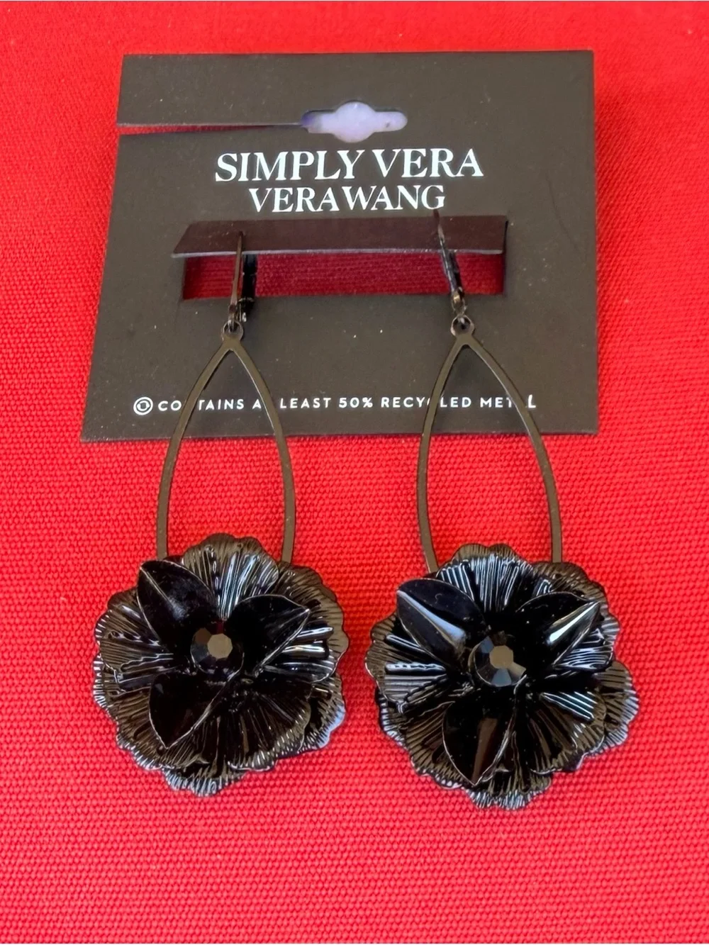 VERA WANG Black Flower/Black Crystal Elongated Drop Earrings